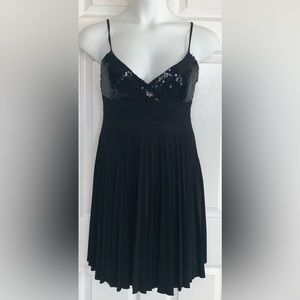 XOXO Sequined bust Black pleated dress
